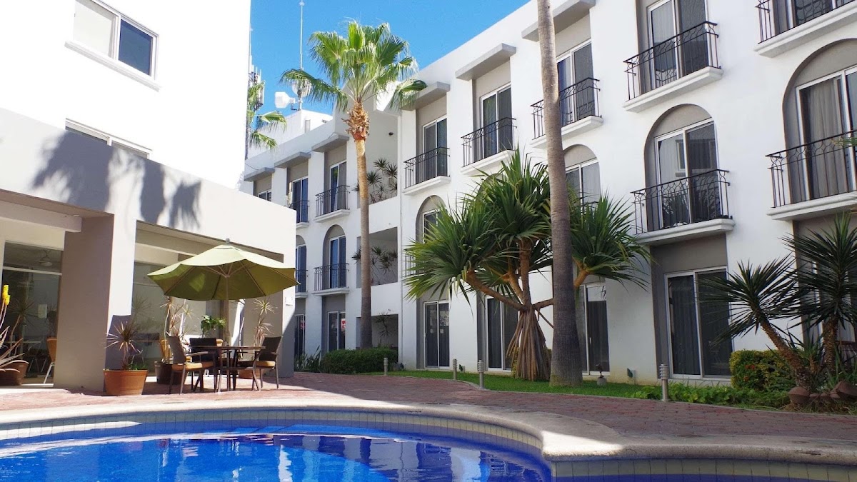 Seven Crown Express & Suites — Hotel in Cabo San Lucas, Los Cabos