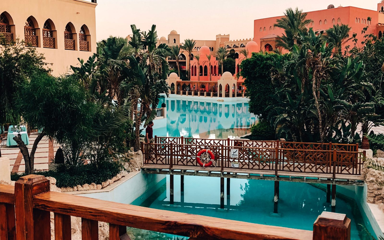 An all-inclusive resort pool in Los Cabos