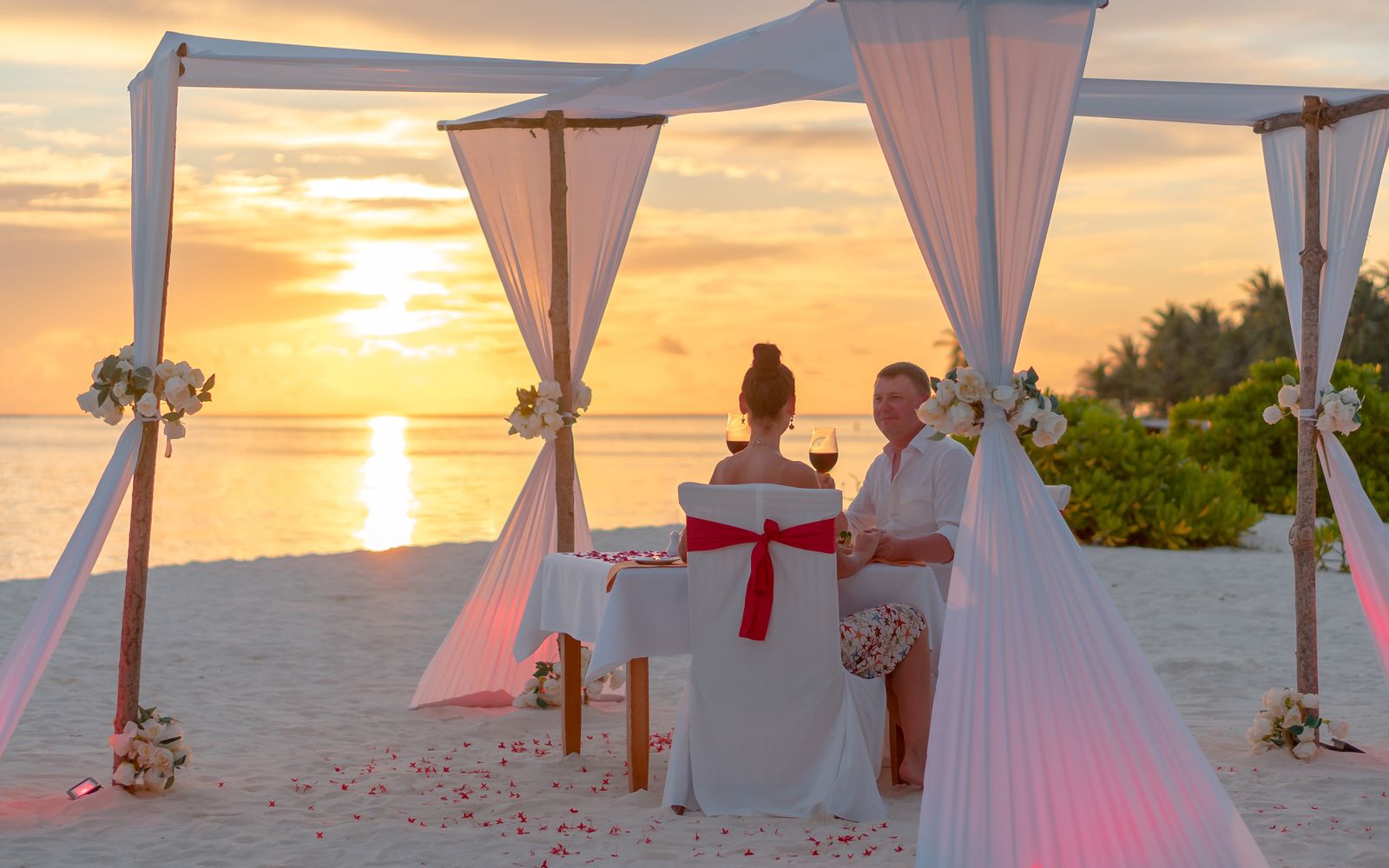 A romantic beach evening in Cabo